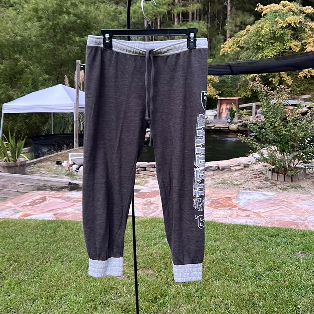 NFL Team Apparel cropped lightweight drawstring pants